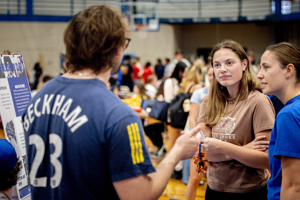 Students explore clubs and service organizations during the Student Involvement Fair on Saturday, Sept. 9. Photo by Sarah Conroy.