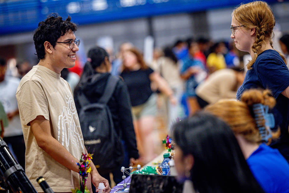 Students explore clubs and service organizations during the Student Involvement Fair on Saturday, Sept. 9. Photo by Sarah Conroy.