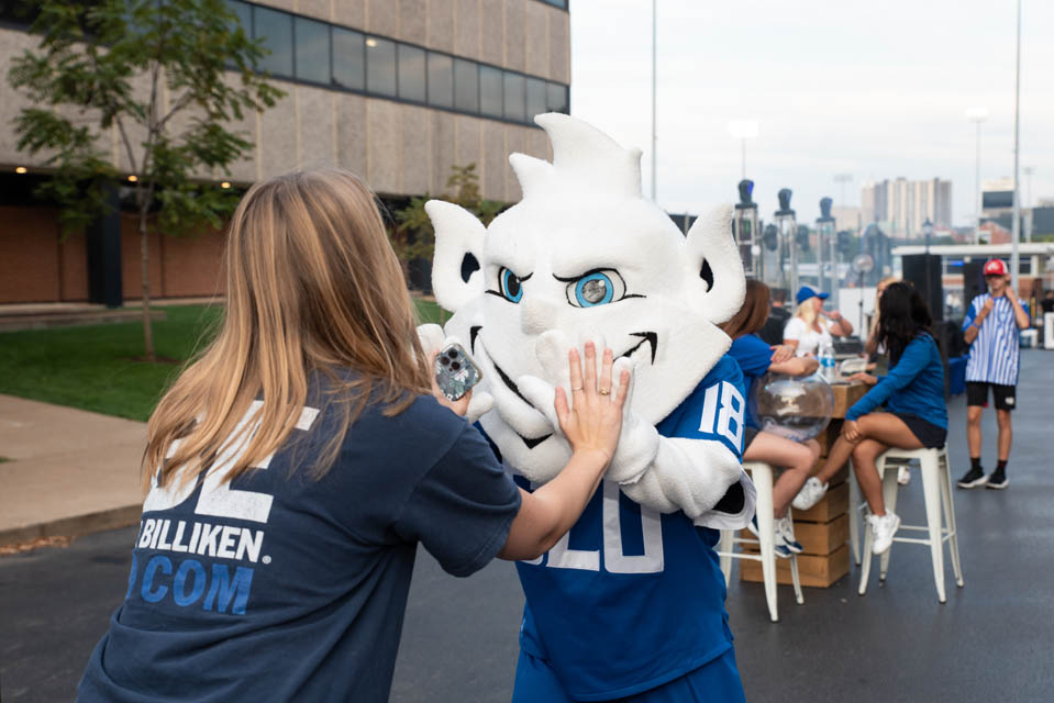 A number of activities were held for families at the Homecoming and Family Weekend Pregame Celebration. Photo by Luke Yamnitz. Photo by Luke Yamnitz.