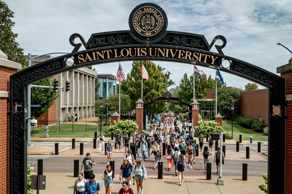 Students walk to class on the first day of the fall semester on Wednesday, Aug. 21, 2024. Photo by Sarah Conroy. 