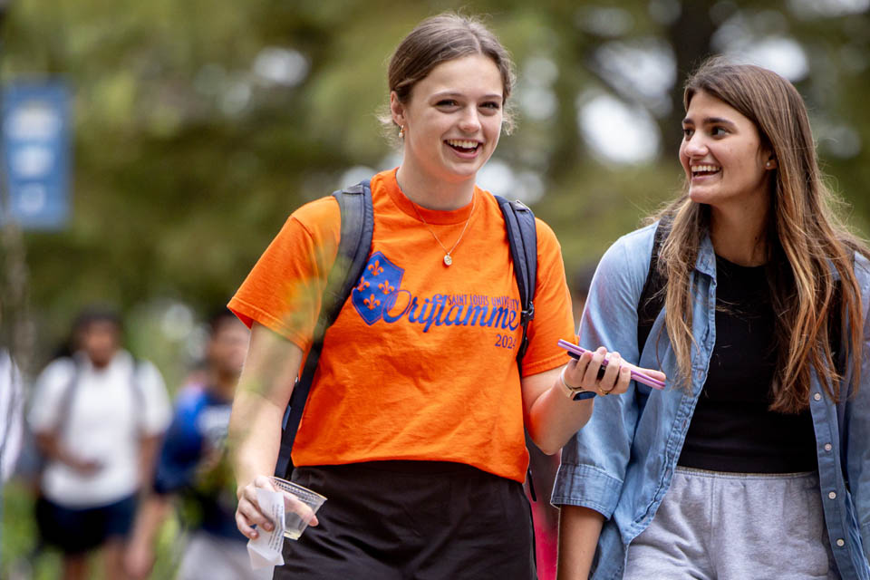 Students walk to class on the first day of the fall semester on Wednesday, Aug. 21, 2024. Photo by Sarah Conroy. 