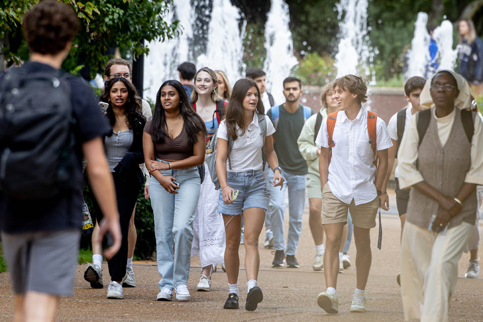 Students walk to class on the first day of the fall semester on Wednesday, Aug. 21, 2024. Photo by Sarah Conroy. 