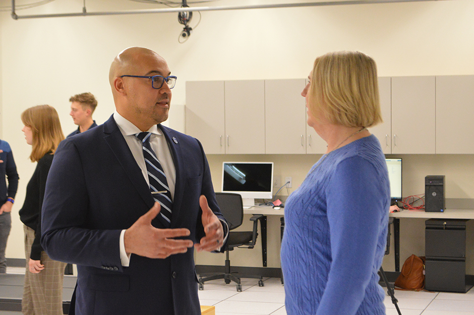 Lisa Meyer and Dean Rousseau in Lab