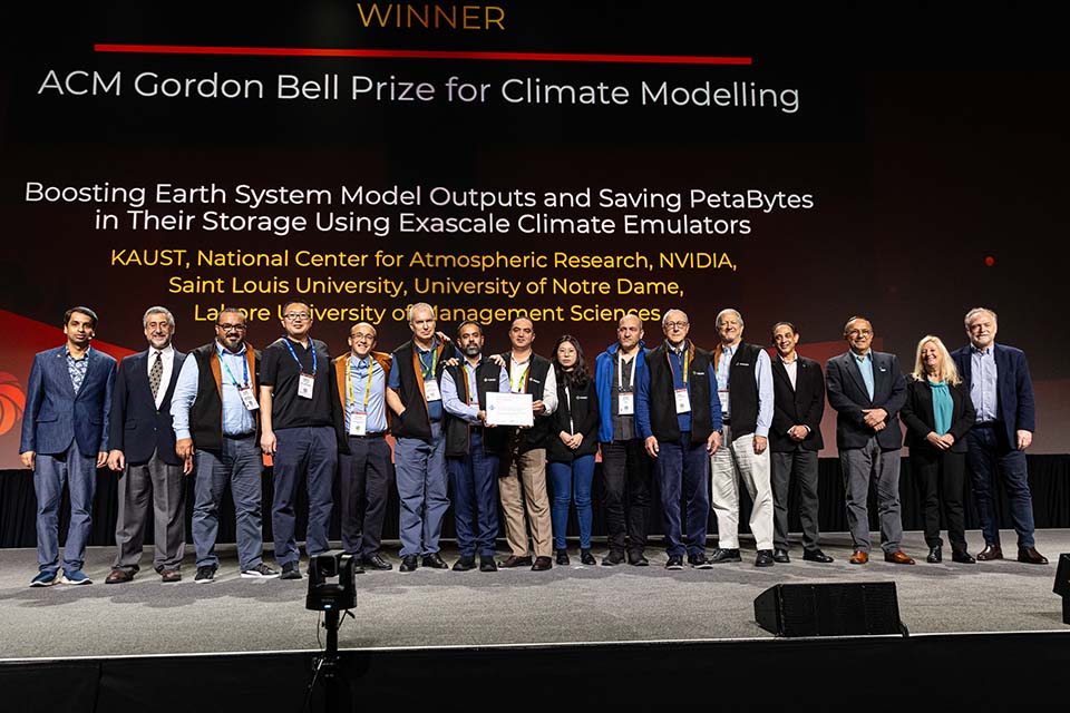 Qinglei Cao, Ph.D. (Computer Science) was part of a team that was honored with the ACM Gordon Bell Prize for Climate Modelling.