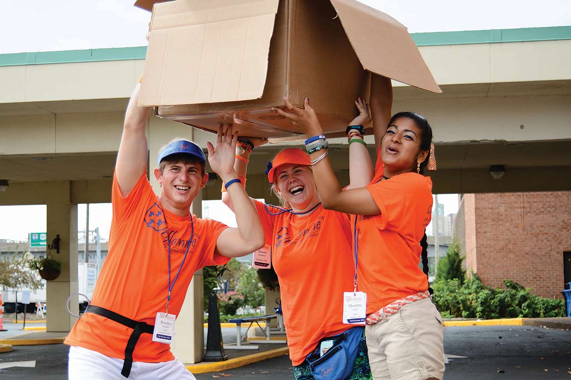 Oriflamme volunteers