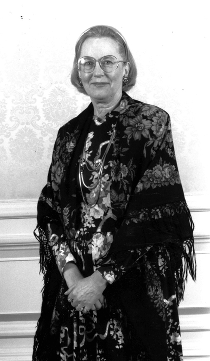 Genevieve O'Hara Bruggeman attending a DuBourg Society Dinner